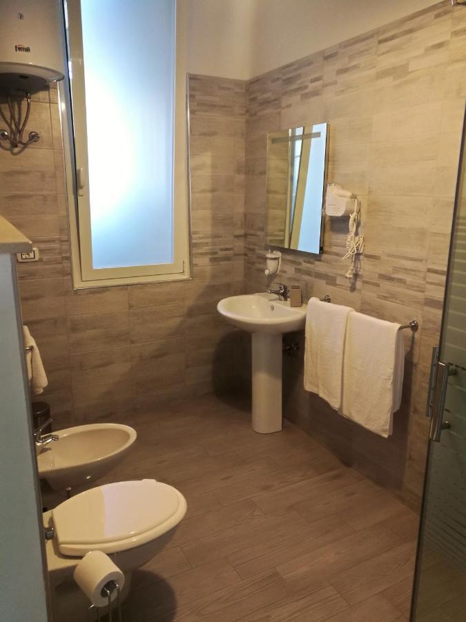 Settimo Sole Affitta Camere Taranto Exterior photo
